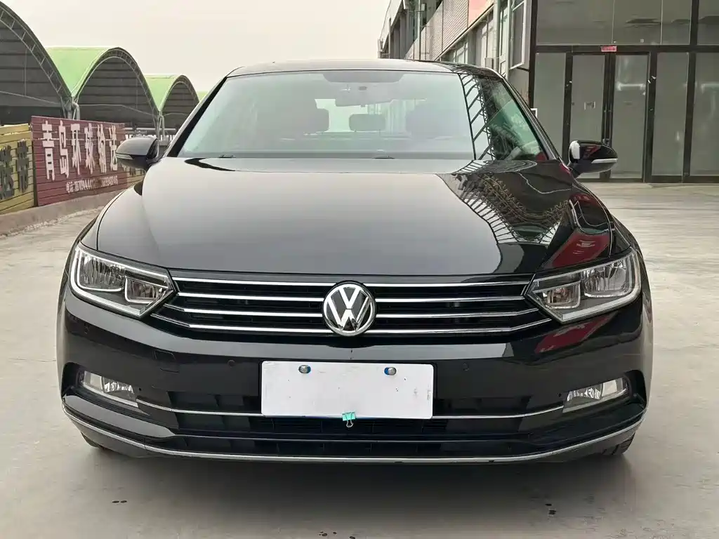 Volkswagen Magotan 2017 — фото 2