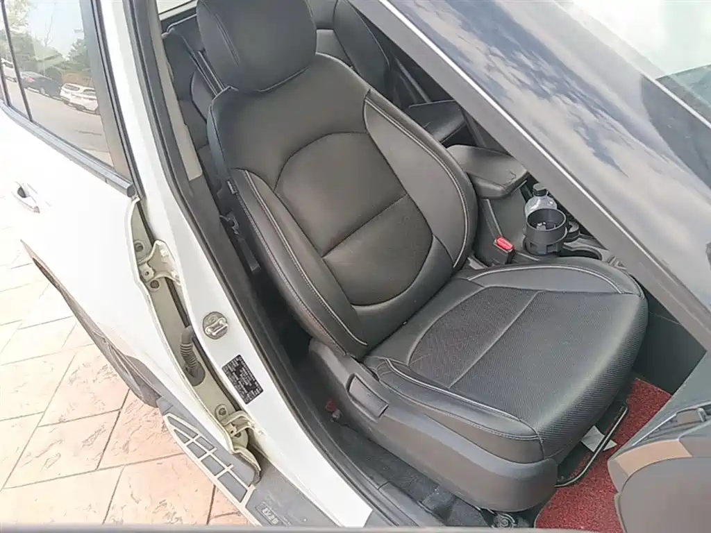 Hyundai ix25 2015 — фото 25