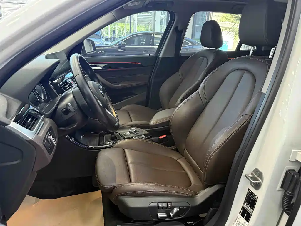 BMW X1 2022 — фото 9