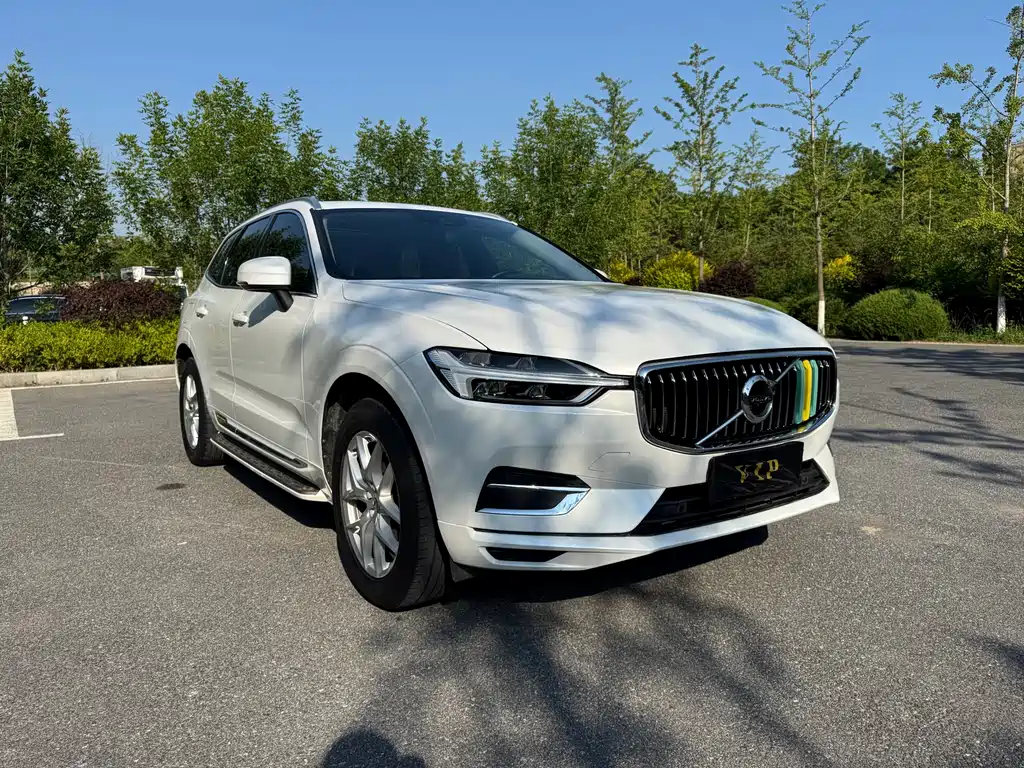 Volvo XC60 2020 — фото 3