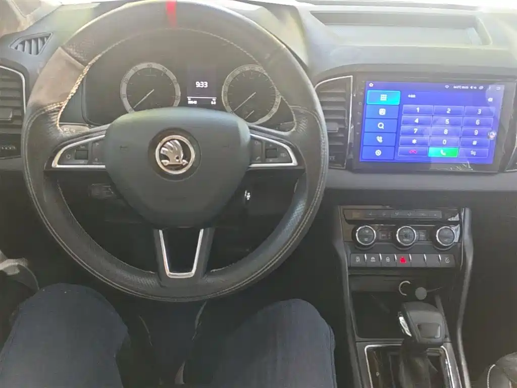 Skoda Karoq 2018 — фото 10