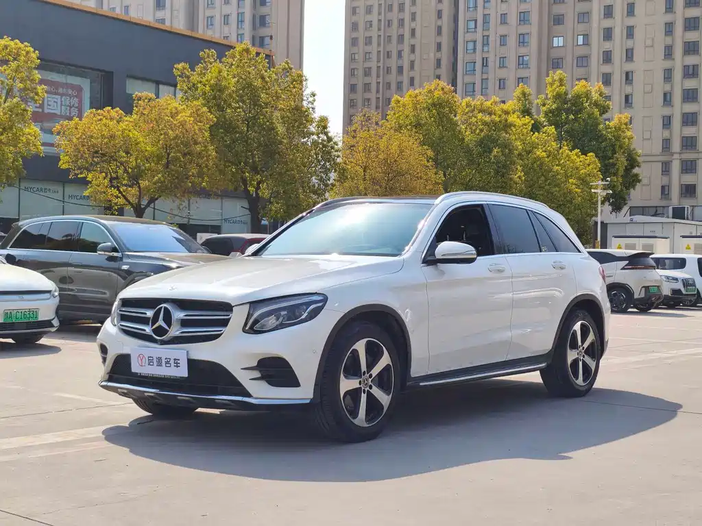 Mercedes-Benz GLC 2017 — фото 1