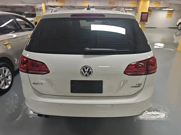 Volkswagen Golf 2016