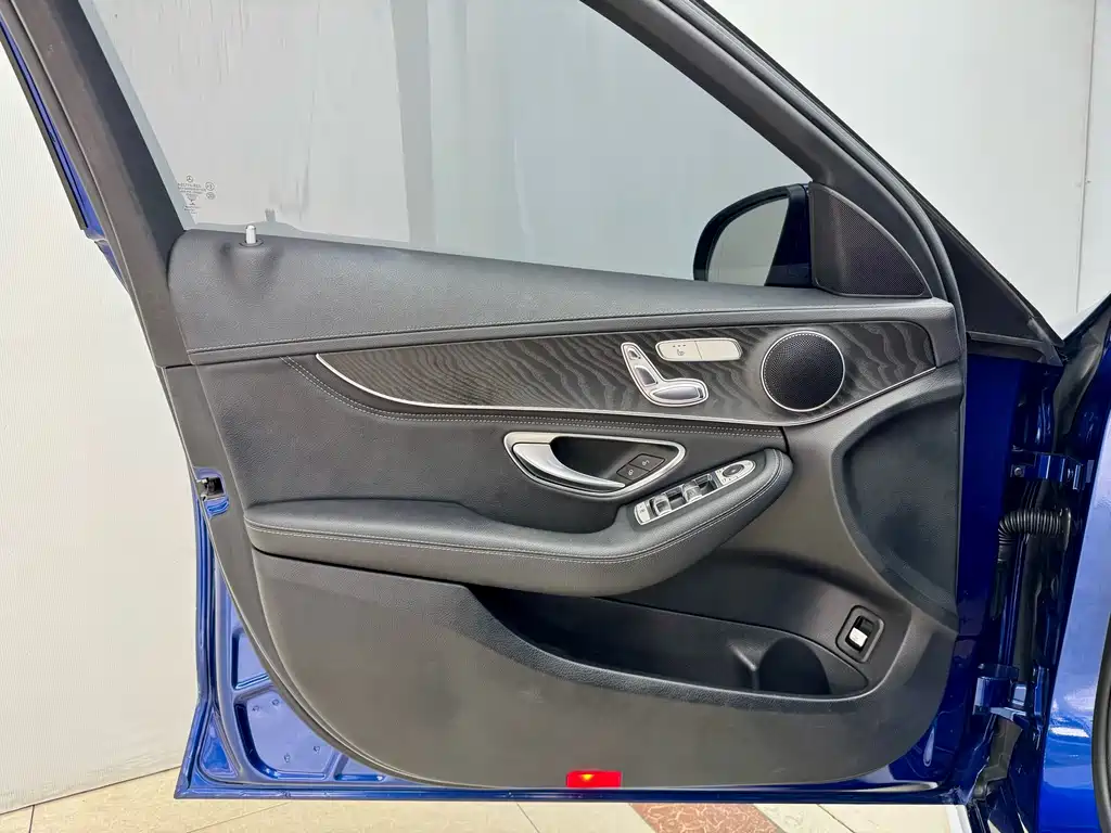 Mercedes-Benz C-Class 2018