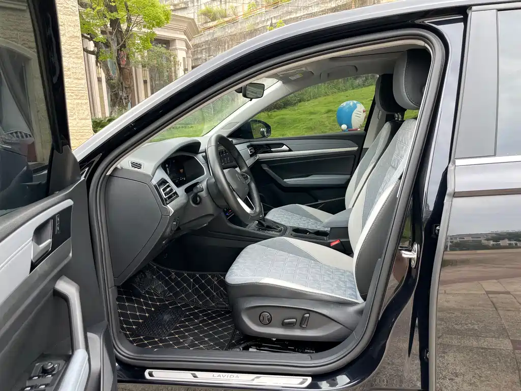 Volkswagen Lavida 2022