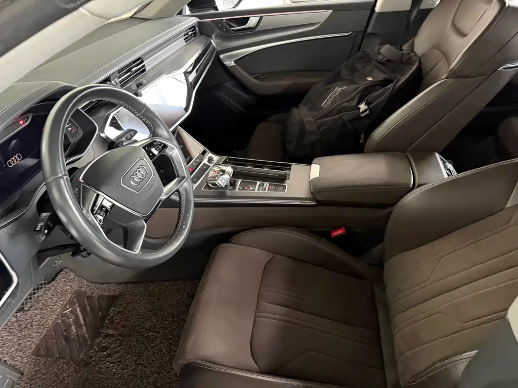 Audi A7L 2023 — фото 4