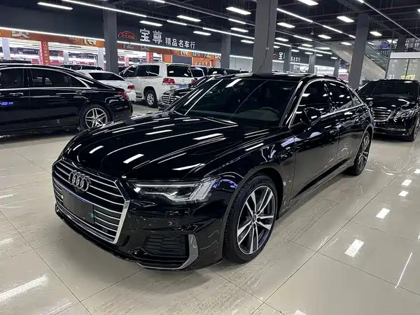 Audi A6L 2022