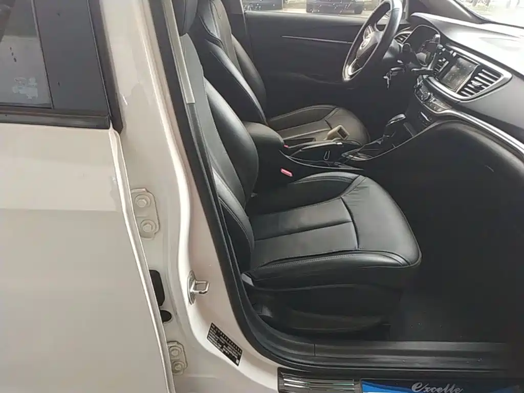 Buick Excelle 2020 — фото 25