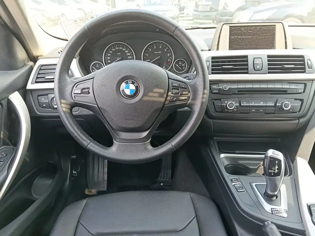 BMW 3 Series 2013 — фото 8