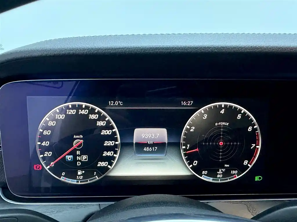 Mercedes-Benz E-Class 2018 — фото 8