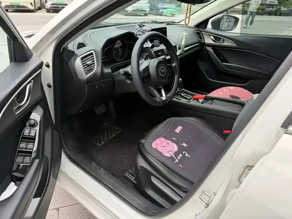 Mazda 3 Axela 2019