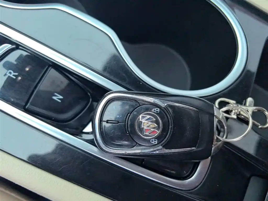 Buick Regal 2021 — фото 9