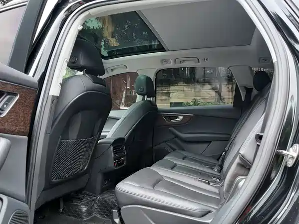 Audi Q7 2021