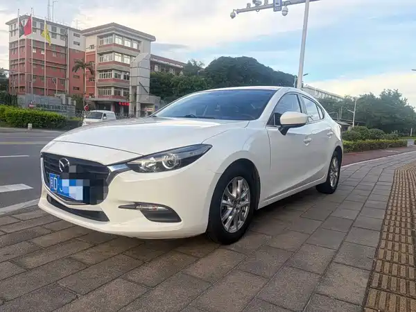 Mazda 3 Axela 2019