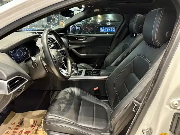 Jaguar XEL 2022