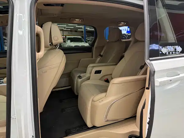 Buick GL8 New Energy 2025