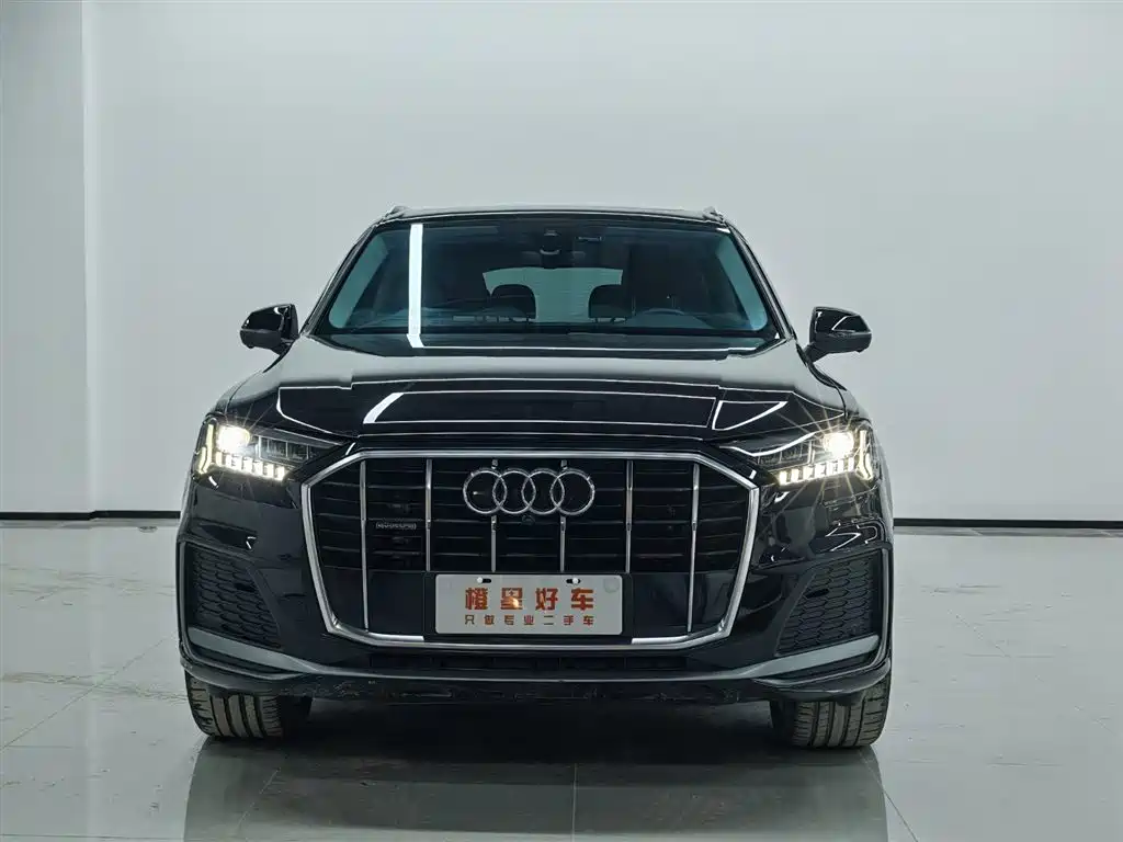 Audi Q7 2023 — фото 2