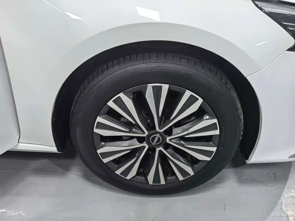 Nissan Teana 2025 — фото 17