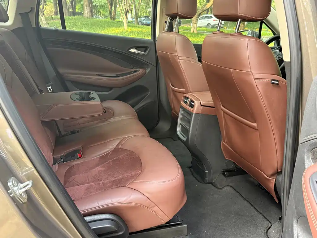 Buick Envision Plus 2016 — фото 14