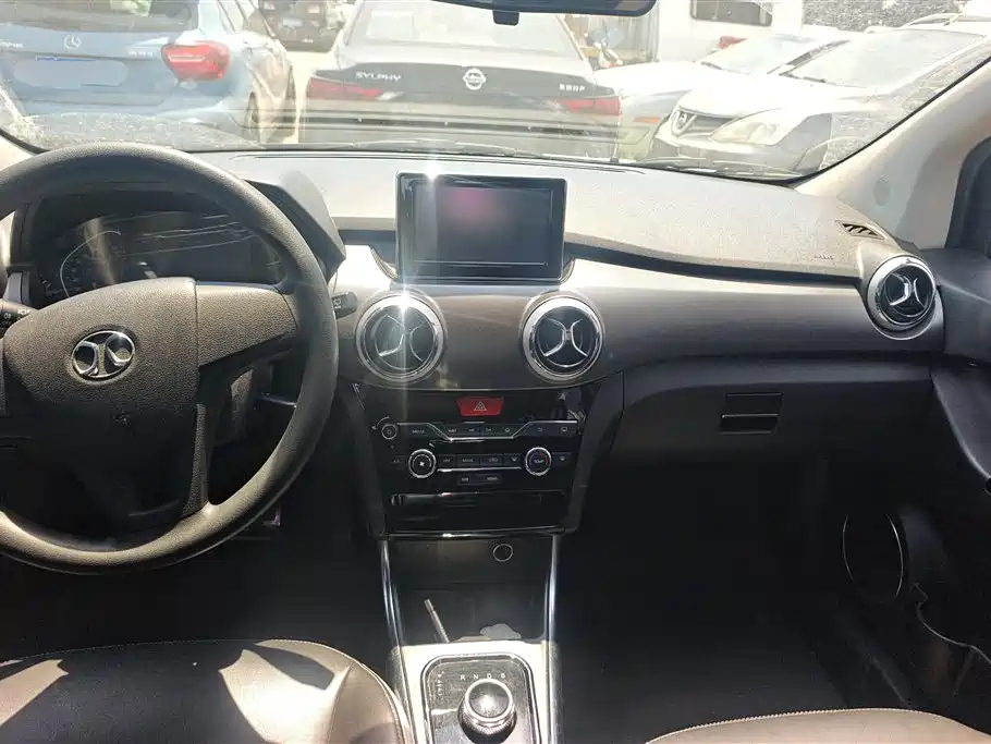 BAIC New Energy EC5 2020 — фото 13