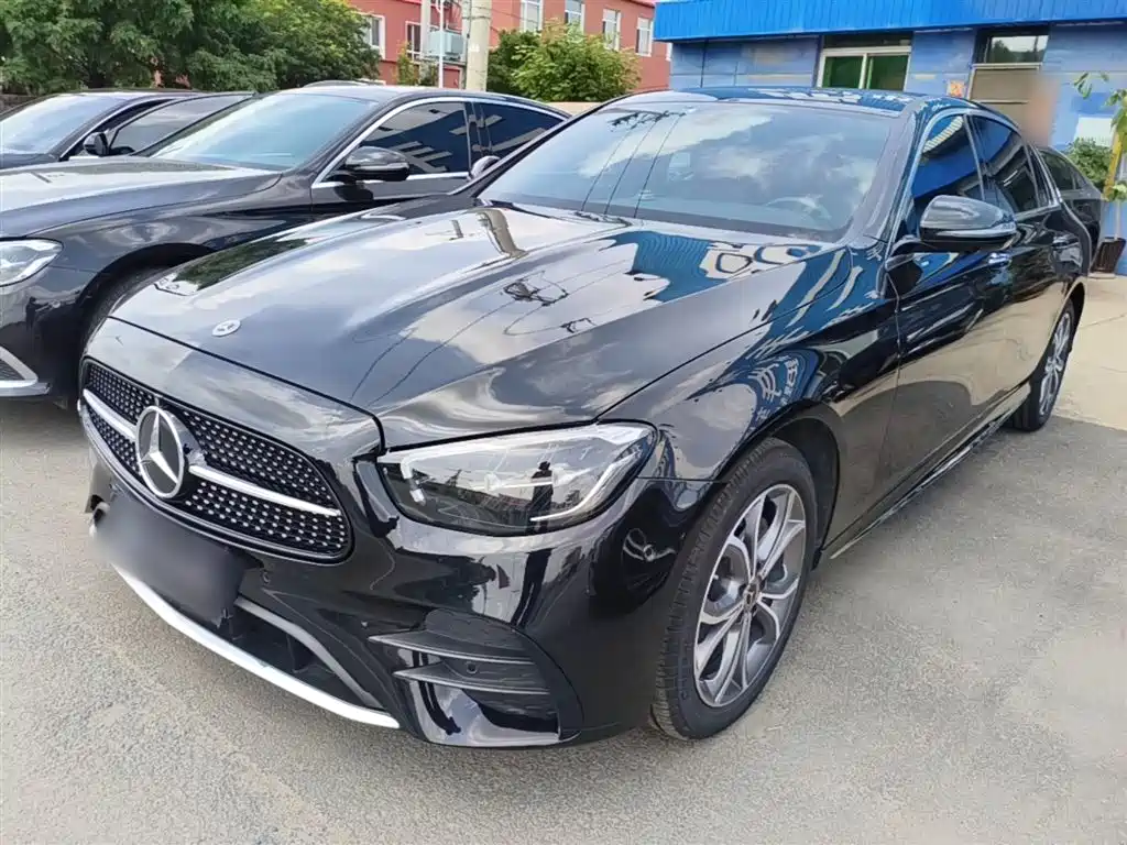 Mercedes-Benz E-Class 2022 — фото 2