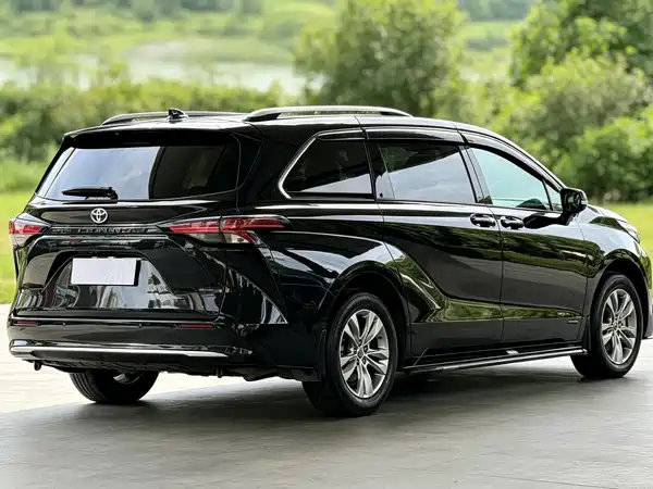 Toyota Sienna 2022