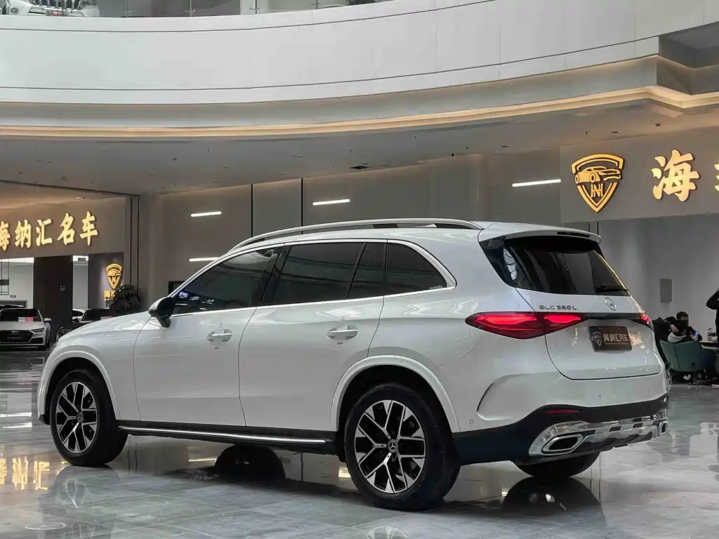 Mercedes-Benz GLC 2023 — фото 3