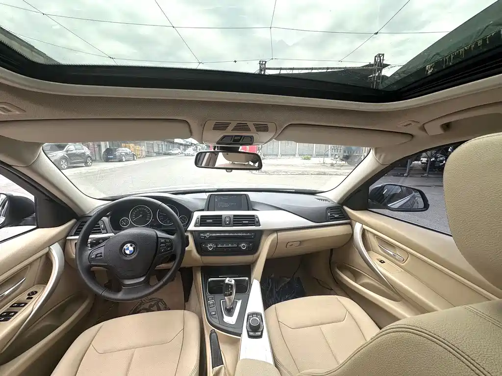 BMW 3 Series 2015 — фото 8