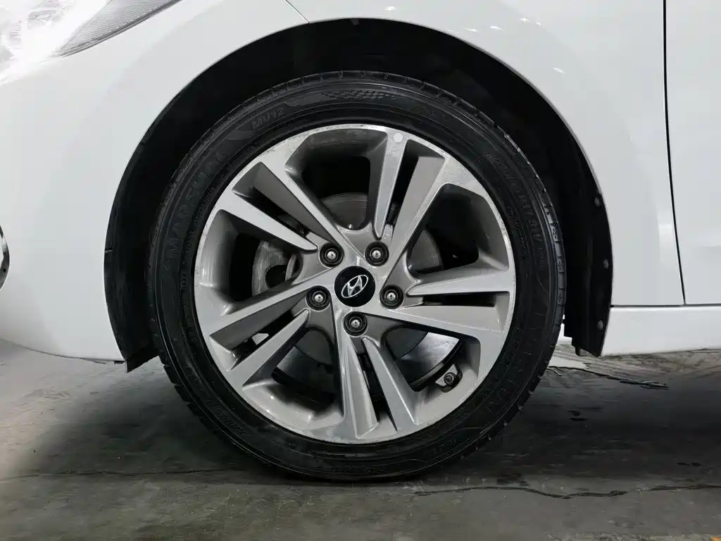 Hyundai Celesta 2016 — фото 17