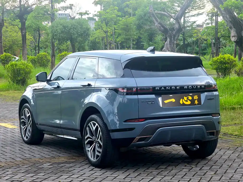 Land Rover Range Rover Evoque 2021 — фото 8