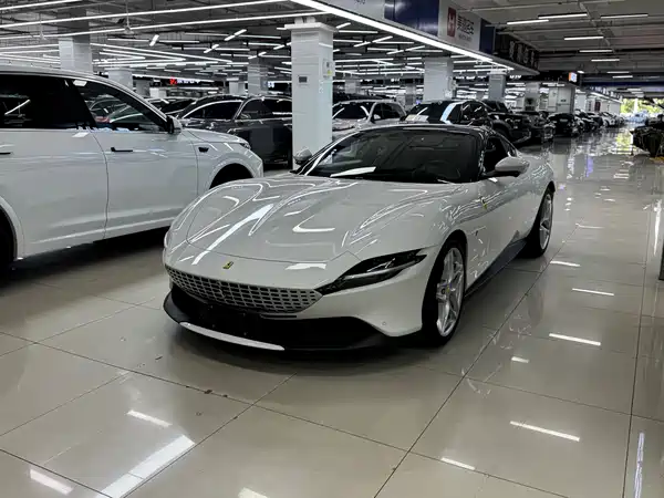 Ferrari Roma 2021