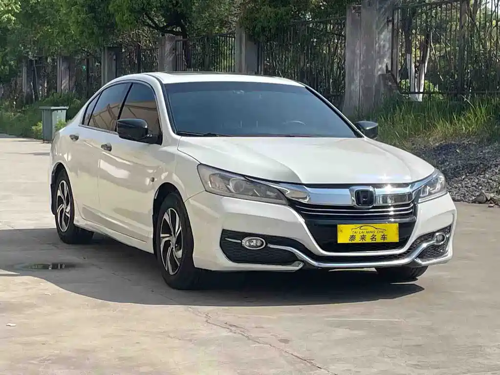 Honda Accord 2017 — фото 3