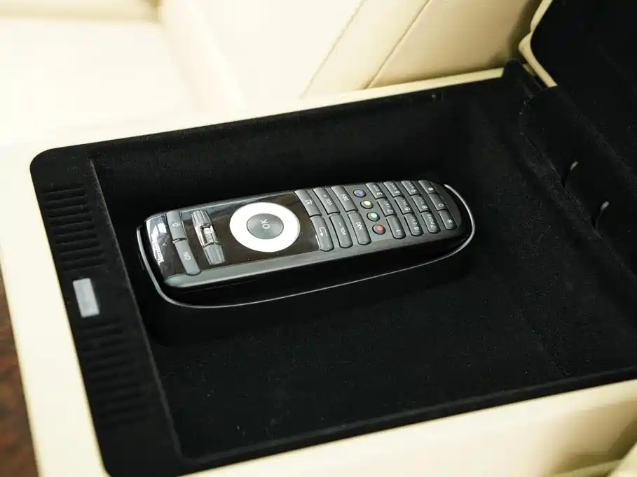 Mercedes-Benz S-Class 2010 — фото 22