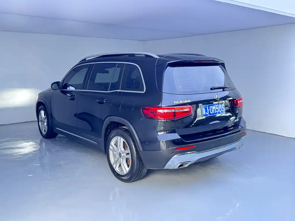 Mercedes-Benz GLB 2021