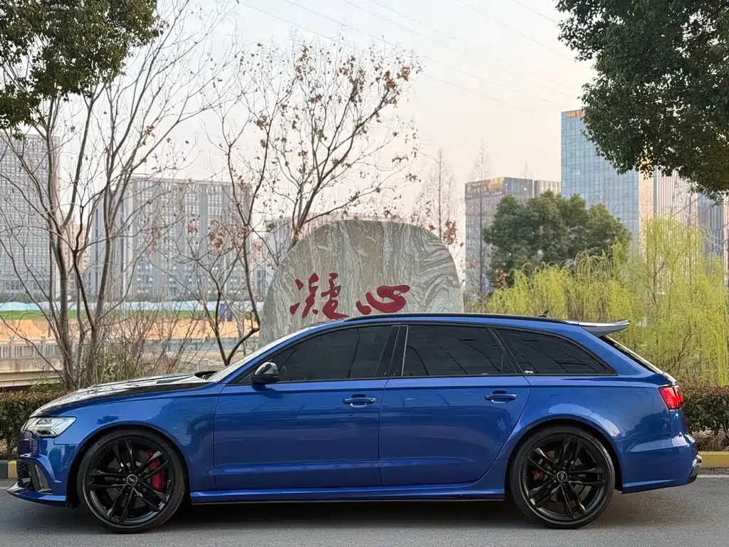 Audi RS 6 2017 — фото 3