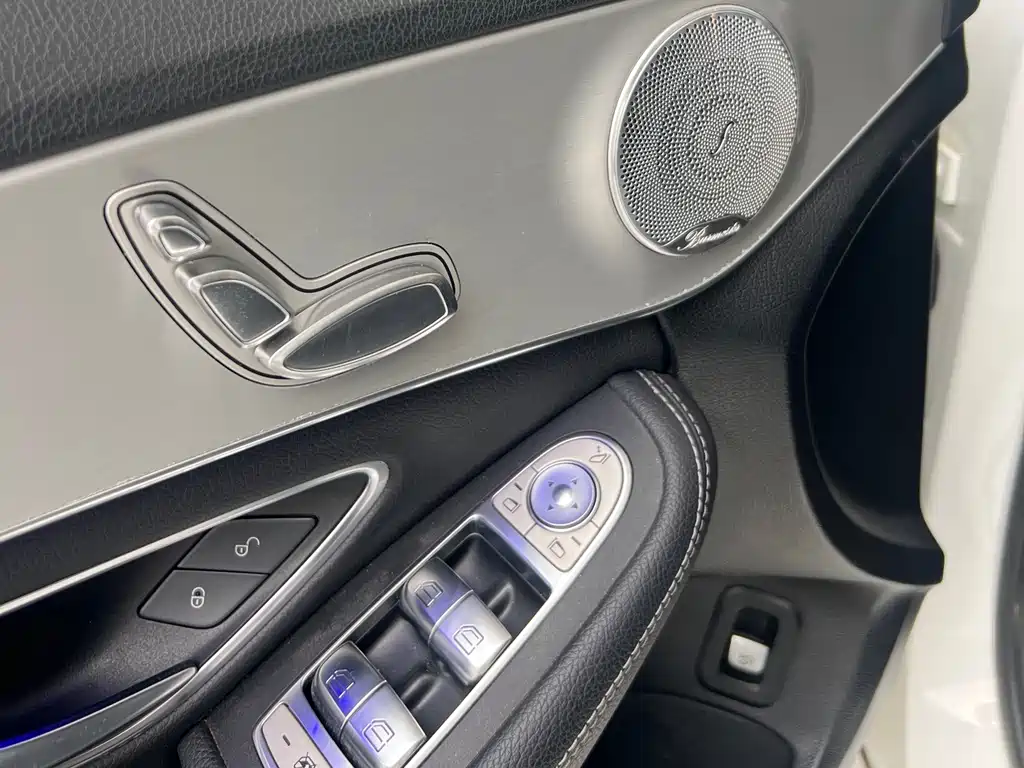 Mercedes-Benz C-Class 2021 — фото 16