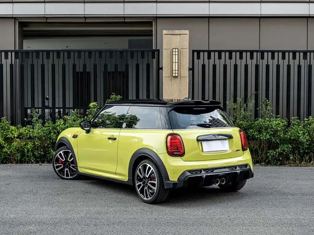 MINI JCW 2023 — фото 4