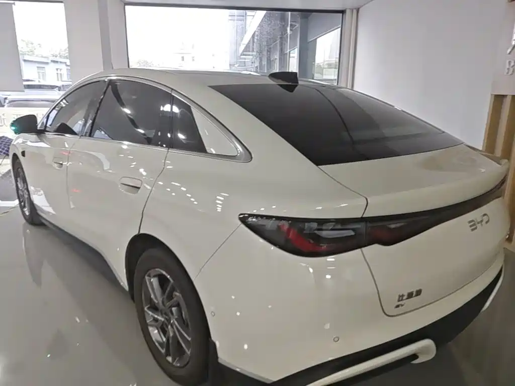 BYD Seal 06 2025