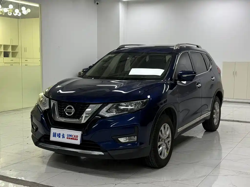 Nissan X-Trail 2018 — фото 1