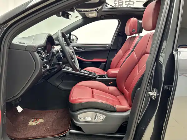 Porsche Macan 2023
