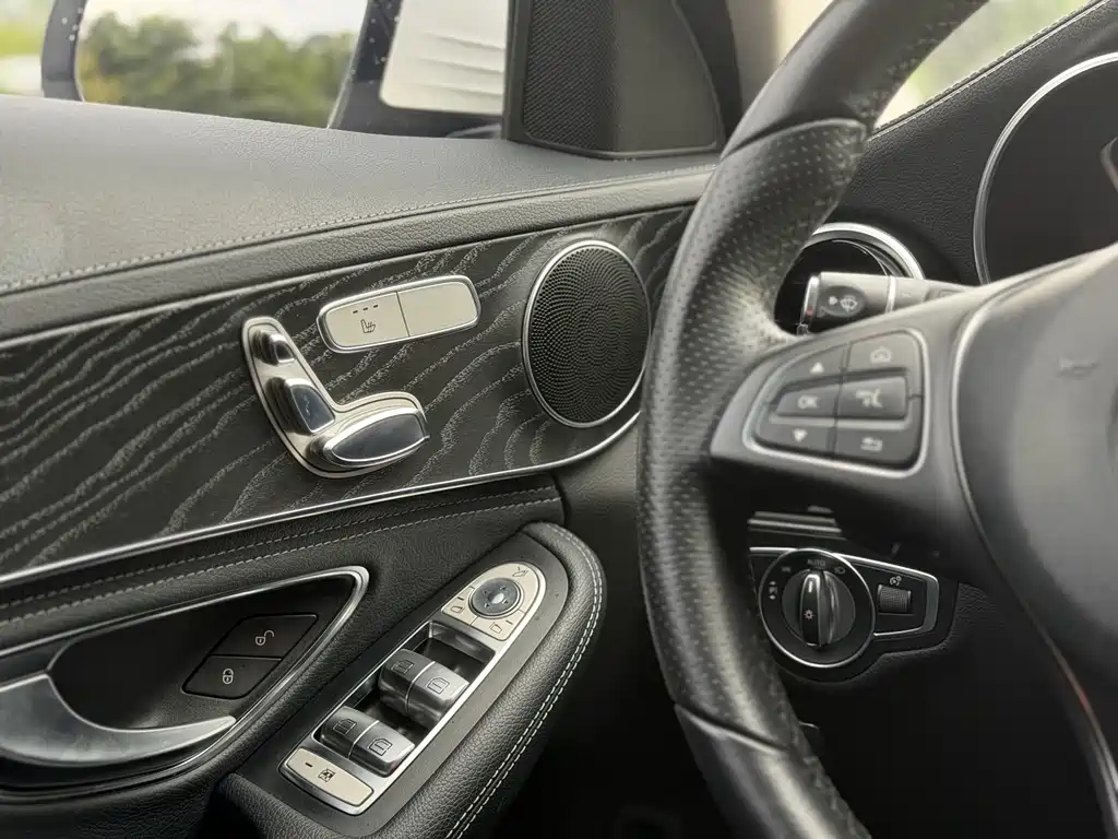 Mercedes-Benz C-Class 2017 — фото 15