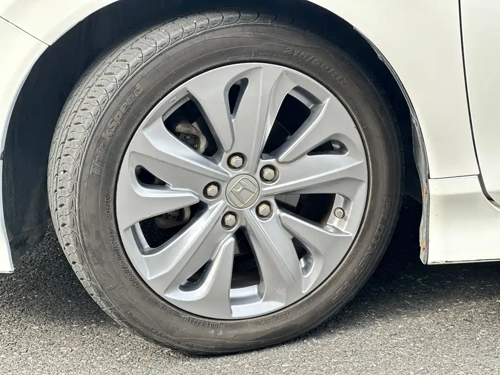 Honda Jade 2017 — фото 14