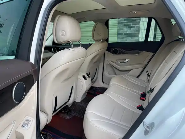 Mercedes-Benz GLC 2016