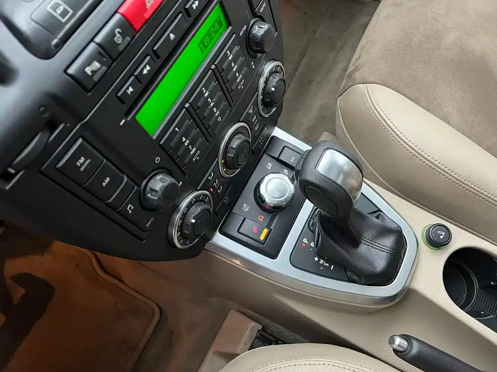 Land Rover Freelander 2 2010 — фото 19