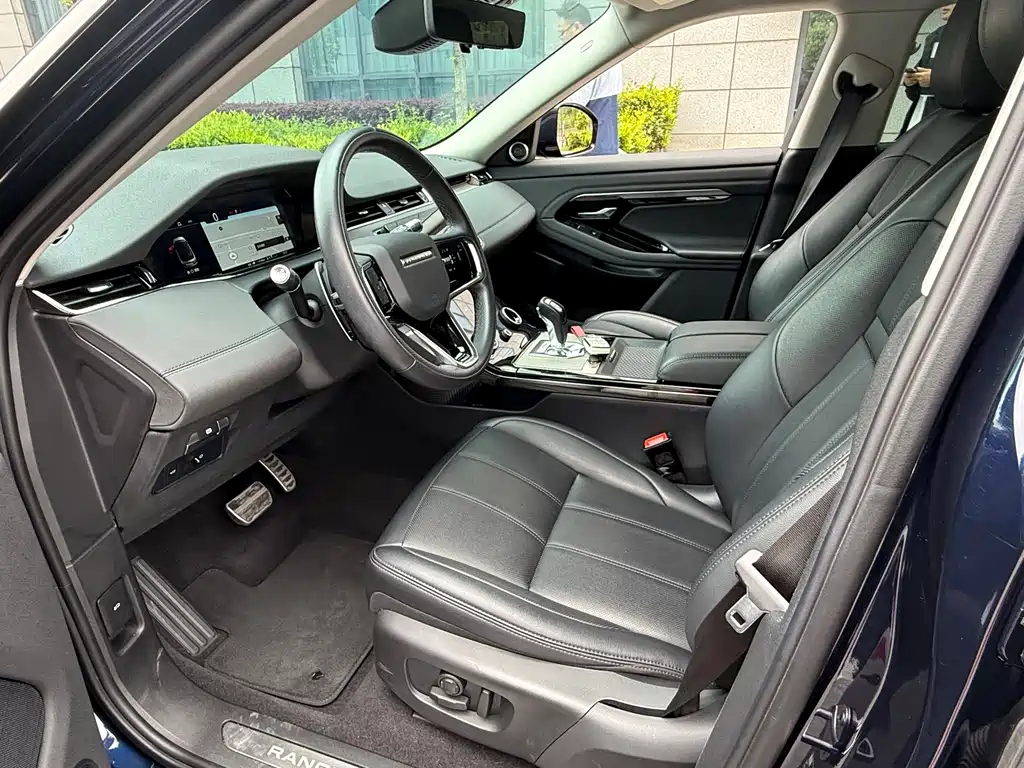 Land Rover Evoque 2022 — фото 8