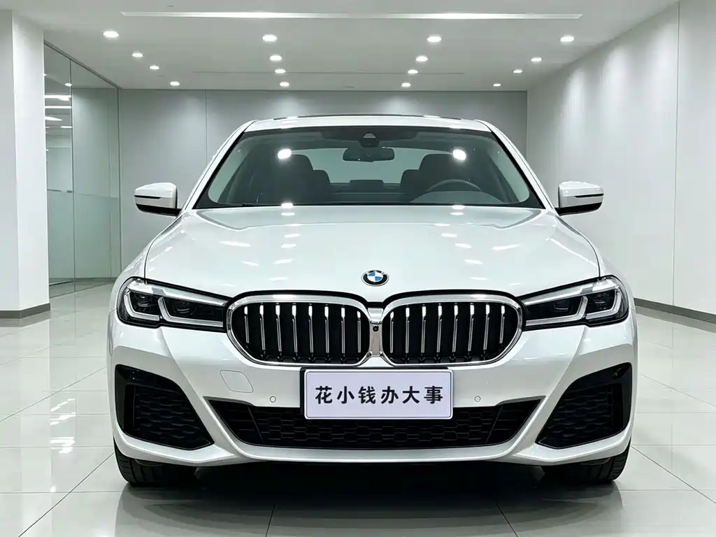 BMW 5 Series 2022