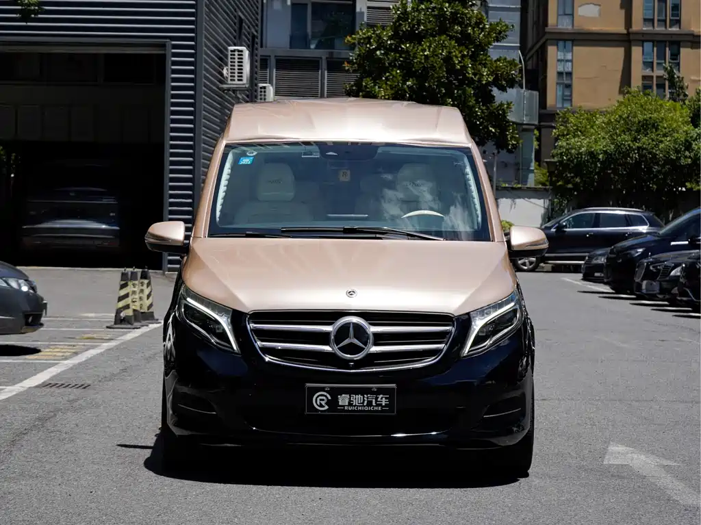 Mercedes-Benz V-Class 2020 — фото 2