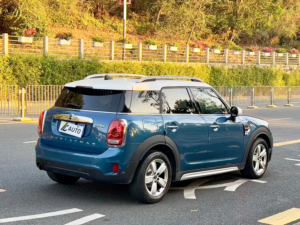MINI Countryman 2018 — фото 7
