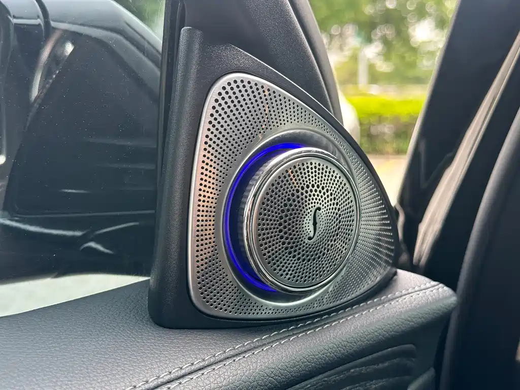 Mercedes-Benz E-Class 2020 — фото 12