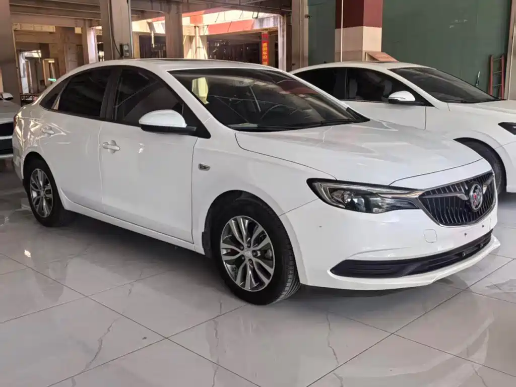 Buick Excelle 2019 — фото 2